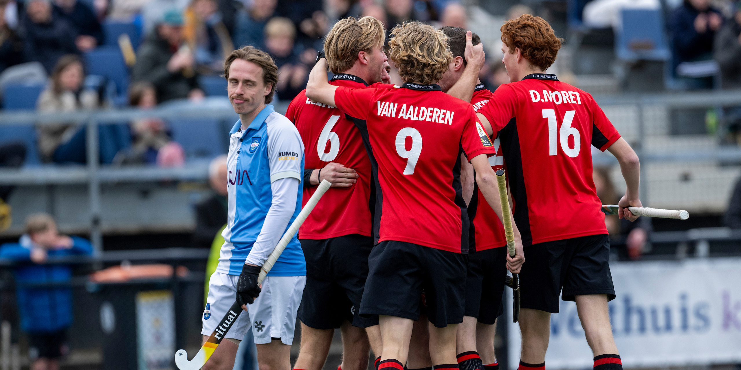 HK (H): Den Bosch naar plek vier, winst Schaerweijde