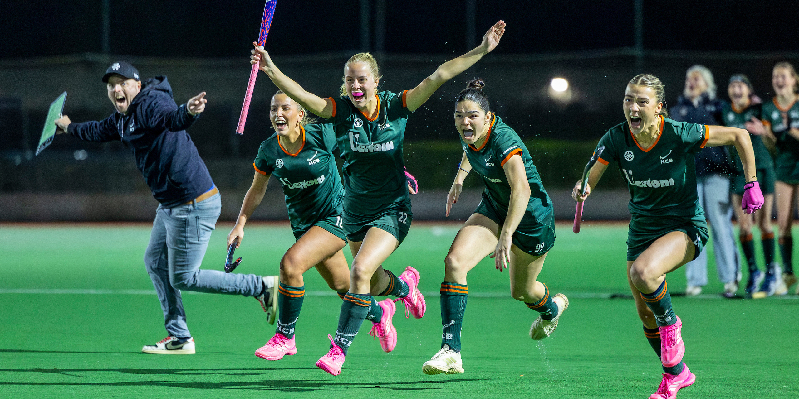 Silver Cup: dames Barendrecht stunt met plek in halve finales